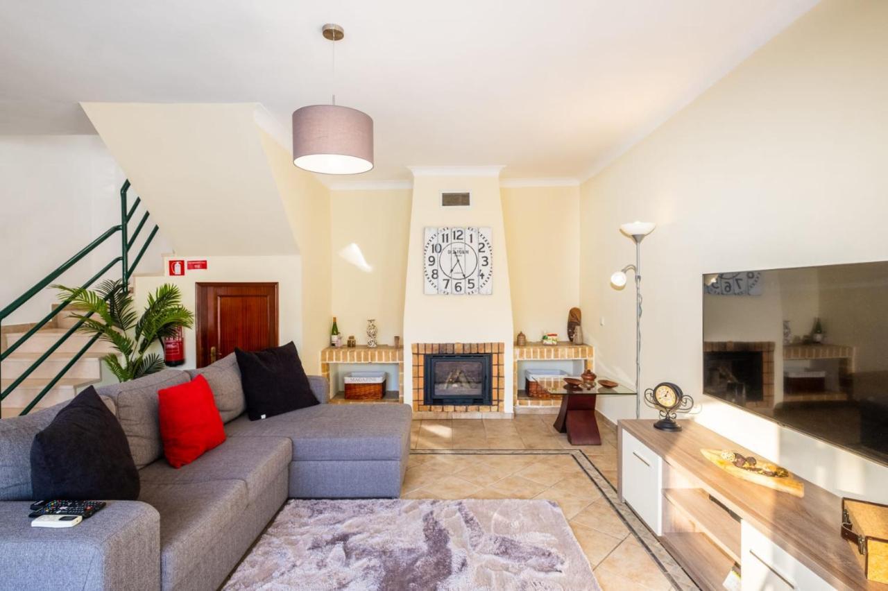 Villa Sequeira - Private Pool - Free Wifi - By Bedzy Albufeira Esterno foto